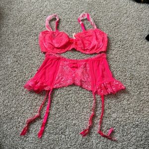 NWT Victorias secret lingerie set